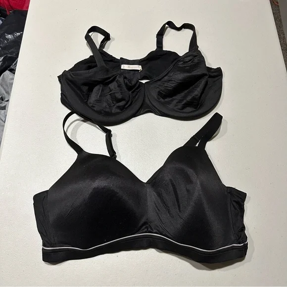 Set of 2 Women’s Cacique Bras - Size 46DD